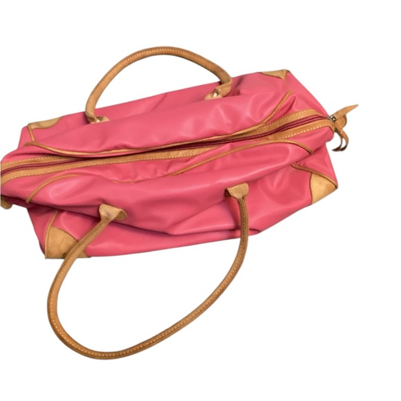 Coachman - Picture 9 of 9